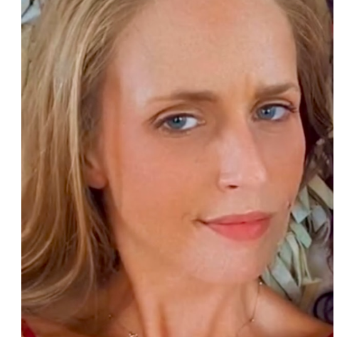 AGATHE   Medium/Cartomancienne/Psychothérapeute - Maison THERA